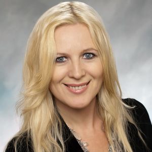 Meet your Posher, Agnes